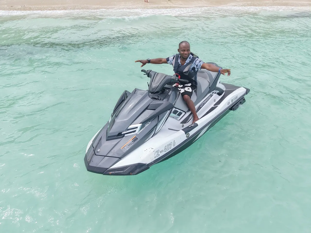 Parasailing, jet skis and waterskiing at Kendwa